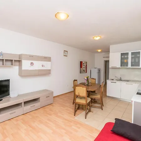 Rosanda 皮罗瓦茨