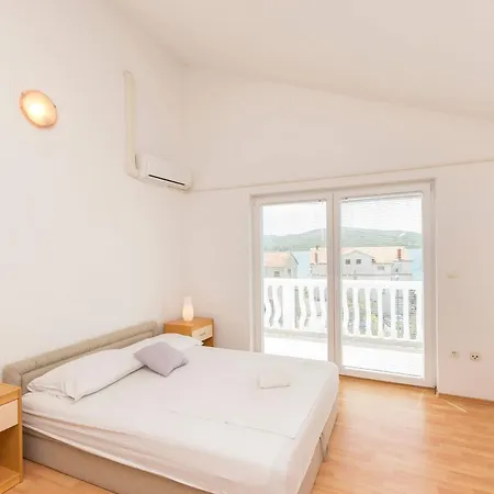 Rosanda Apartamento *