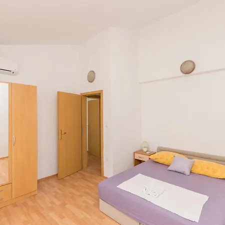 Rosanda Apartamento Pirovac