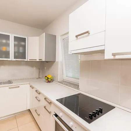 Rosanda * 皮罗瓦茨