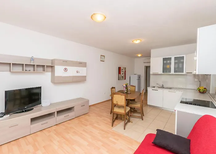 Rosanda ピロヴァッツ