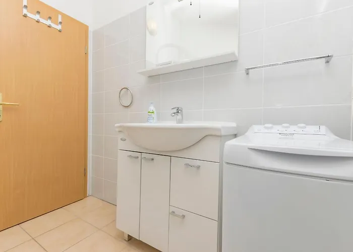 Rosanda Appartement Pirovac