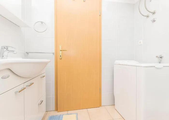 Rosanda ピロヴァッツ