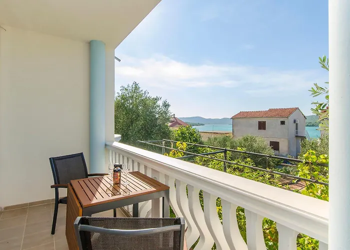 Rosanda פירובאץ