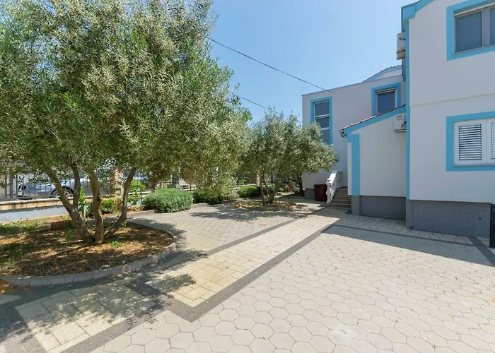 Rosanda ピロヴァッツ